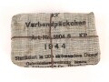 Verbandpäckchen Wehrmacht für den Verbandkasten. Kleines Modell datiert 1944