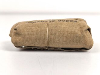 Verbandpäckchen Wehrmacht für den Verbandkasten und die Verbandspäckchentasche der Feldbluse. Kleines Modell datiert 1938