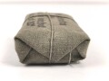 Verbandpäckchen Wehrmacht für den Verbandkasten und die Verbandspäckchentasche der Feldbluse. Kleines Modell datiert 1939