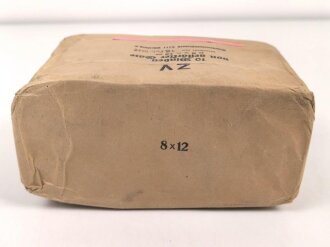 "10 Binden von gestärkter Gaze" datiert 1942, Größe 12 x 18 x 10cm