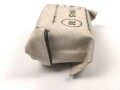 Verbandpäckchen Wehrmacht für den Verbandkasten. Kleines Modell datiert 1945