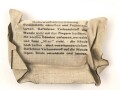 Verbandpäckchen Wehrmacht für den Verbandkasten. Kleines Modell datiert 1945