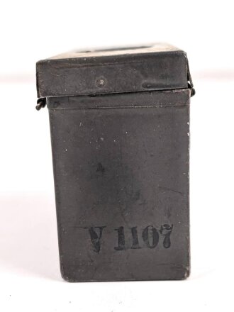Blechbehälter Wehrmacht für Sanitätskasten " Tartan stiblat. in Tabl zu 10g" Originallack, 4 x 7 x 8cm