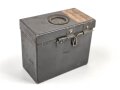Blechbehälter Wehrmacht für Sanitätskasten " Tartan stiblat. in Tabl zu 10g" Originallack, 4 x 7 x 8cm