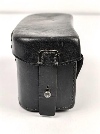 Deutsches Rotes Kreuz Sanitätslager Babelsberg, schwarze Koppeltasche in gutem Zustand