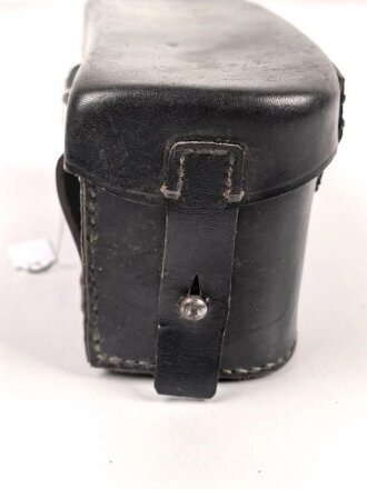 Deutsches Rotes Kreuz Sanitätslager Babelsberg, schwarze Koppeltasche in gutem Zustand