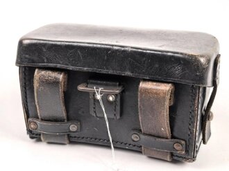 Deutsches Rotes Kreuz Sanitätslager Babelsberg, schwarze Koppeltasche in gutem Zustand
