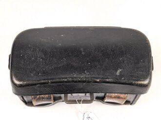 Deutsches Rotes Kreuz Sanitätslager Babelsberg, schwarze Koppeltasche in gutem Zustand