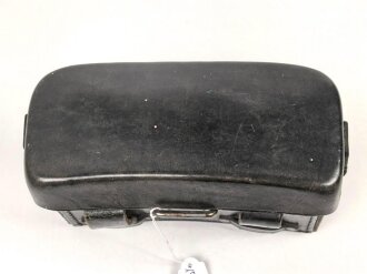Deutsches Rotes Kreuz , schwarze Koppeltasche in gutem Zustand