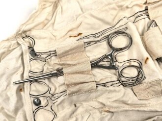 "Einsatz 2 Art. Klemmen 16cm lang, Nadelhalter, Nadeldose, Kornzange" gehört ins Truppenbesteck 1935