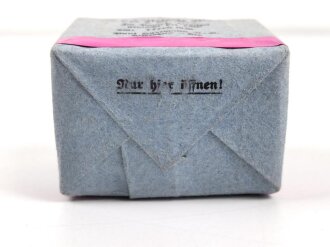 Pack "100g entfettete Watte" datiert 1936