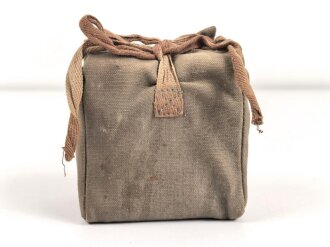 Pack "100 g gewöhnliche Watte" datiert 1944, in Hülle, gehört so in der KFZ Verbandkasten der Wehrmacht