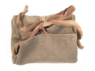 Pack "100 g gewöhnliche Watte" datiert 1944, in Hülle, gehört so in der KFZ Verbandkasten der Wehrmacht