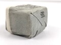 Pack "kombiniertes Preßstück" datiert 1935, in Hülle, gehört so in der KFZ Verbandkasten der Wehrmacht