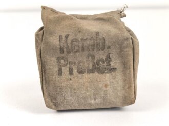 Pack "kombiniertes Preßstück" datiert 1940, in Hülle, gehört so in der KFZ Verbandkasten der Wehrmacht