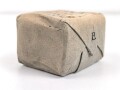 Pack "kombiniertes Preßstück" datiert 1944, in Hülle, gehört so in der KFZ Verbandkasten der Wehrmacht