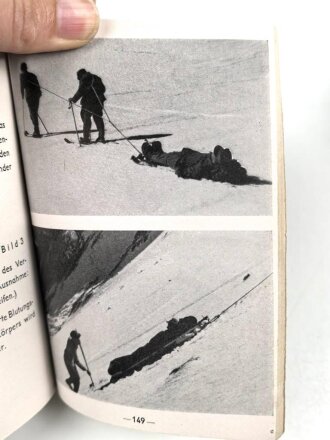 Bildheft 162 "Behelfsmäßige Verwundetenbeförderung Teil 1-4" datiert 1943, 189 Seiten, DIN A6, Umschlag defekt