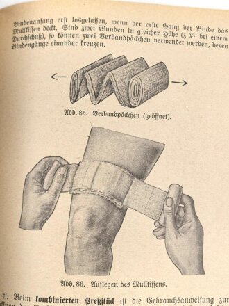 H.Dv. 59 "Unterrichtsbuch für Sanitäts-Unteroffiziere und Mannschaften" datiert 1939, 429 Seiten, DIN A5, guter Zustand