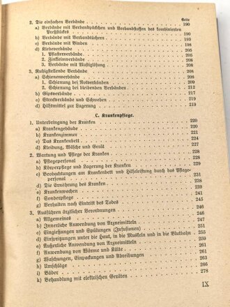 H.Dv. 59 "Unterrichtsbuch für Sanitäts-Unteroffiziere und Mannschaften" datiert 1939, 429 Seiten, DIN A5, guter Zustand