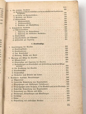 H.Dv. 59 "Unterrichtsbuch für Sanitäts-Unteroffiziere und Mannschaften" datiert 1940, 432 Seiten, DIN A5, gebraucht