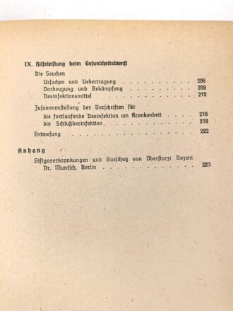"Amtliches Unterrichtsbuch über Erste Hilfe", datiert 1941, 263 Seiten, gebraucht