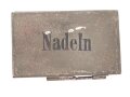 Blechdose für Nadeln, gehört so unter anderem in den Verbandkasten der Wehrmacht