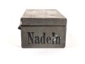 Blechdose für Nadeln, gehört so unter anderem in den Verbandkasten der Wehrmacht