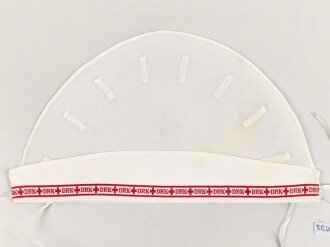 Deutsches Rotes Kreuz Schwesternhaube. Damals gereinigt und gestärkt, seit dem gut gelagert. Leicht vergilbt
