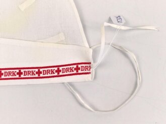 Deutsches Rotes Kreuz Schwesternhaube. Damals gereinigt und gestärkt, seit dem gut gelagert. Leicht vergilbt
