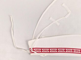 Deutsches Rotes Kreuz Schwesternhaube. Damals gereinigt und gestärkt, seit dem gut gelagert. Leicht vergilbt