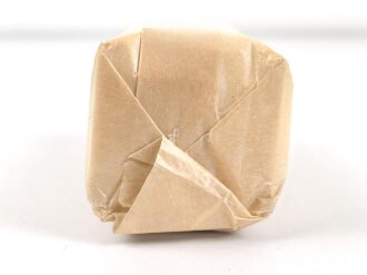 Pack  " Chemisch reine Verbandwatte" datiert 1939. Breite 11cm