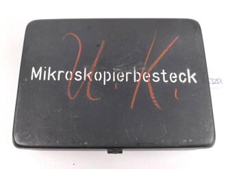 Mikroskopier Besteck der Wehrmacht, ungebrauchtes Stück, selbst das sehr seltene Rasiermesser ist enthalten