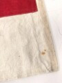 Doppelseitiges Rot Kreuz Kennzeichen aus der Zeit des 2. Weltkrieg, sicherlich zum Aufschieben gedacht, Maße 30,5 x 30,5cm