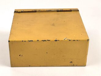 "Lilliput" Verbandkasten. Sicherlich nach dem Krieg unter verwendung von liegengebliebenem Wehrmachtmaterial  zusammengestellt