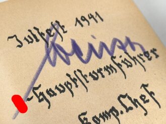 Buch " Tannenberg, Wie Hindenburg die Russen schlug"  Eigenhändige Widmung mit Unterschrift eines SS Hauptsturmführer und Kompanie Chef, anlässlich des Julfest 1941.