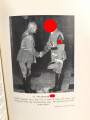 Max Domarus, eigenhändige Unterschrift vom Dezember 1962, auf Karte, diese eingeklebt im seinem Buch " Hitler - Reden und Proklamation , 1. Band"