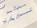Max Domarus, eigenhändige Unterschrift vom Dezember 1962, auf Karte, diese eingeklebt im seinem Buch " Hitler - Reden und Proklamation , 1. Band"