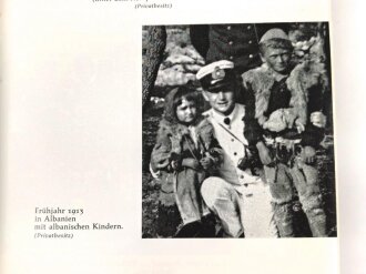 Karl Dönitz, eigenhändige Widmung samt Unterschrift vom 2.6.1970. Auf dem Vorsatzblatt seines Buches " Karl Dönitz, Mein wechselvolles Leben"