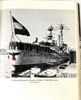 Karl Dönitz, eigenhändige Widmung samt Unterschrift vom 2.6.1970. Auf dem Vorsatzblatt seines Buches " Karl Dönitz, Mein wechselvolles Leben"
