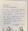 Ernst Gottfried Mahrenholz, Vizepräsident des Bundesverfassungsgerichts, eigenhändige Widmung  datiert 1991. Auf Vorsatzblatt des Buches  " Das Bundesverfassungsgericht" von Horst Säcker