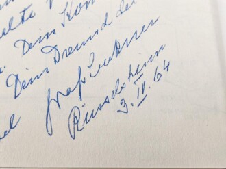 "Seeteufel" Korvettenkapitän Felix Graf v. Luckner, eigenhändige Unterschrift  samt Widmung von 1964, auf Vorsatzblatt seines Buches " Seeteufel" Abenteuer aus meinem Leben
