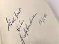 "Seeteufel" Korvettenkapitän Felix Graf v. Luckner, eigenhändige Unterschrift  samt Widmung von 1964, auf Vorsatzblatt seines Buches " Aus siebzig Lebenjahren"
