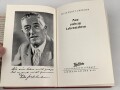 "Seeteufel" Korvettenkapitän Felix Graf v. Luckner, eigenhändige Unterschrift  samt Widmung von 1964, auf Vorsatzblatt seines Buches " Aus siebzig Lebenjahren"