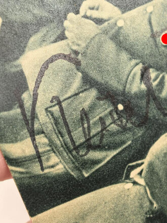 Generalfeldmarschall Keitel, eigenhändige Unterschrift auf Ansichtskarte, diese fleckig von der gummierung des Versandumschlages, dieser anbei