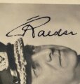 Erich Raeder, Großadmiral und Oberbefehlshaber der Kriegsmarine, vermutlich in Tinte gestempelte Unterschrift auf  Röhr Karte, dazu der Versandumschlag
