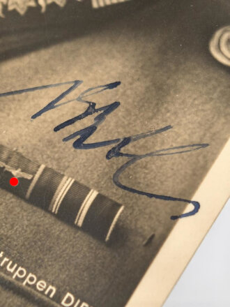 General der Gebirgstruppen Dietl, eigenhändige Unterschrift  auf Hoffmann Postkarte, dazu das Begleitschreiben seines persönlichen Ordonanzoffizier