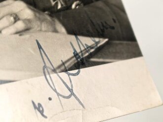 Ritterkreuzträger der Luftwaffe,  Foto  8 x 12,5cm mit eigenhändiger Unterschrift