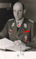 Ritterkreuzträger der Luftwaffe,  Foto  8 x 12,5cm mit eigenhändiger Unterschrift