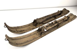 Gebirgstruppe Wehrmacht, Paar Kufen für...