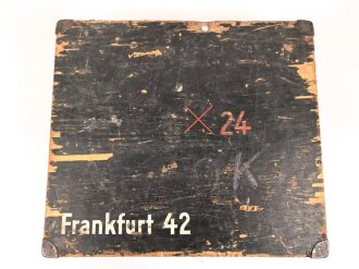 Transportkasten für ein Minensuchgerät " Frankfurt 42"  der Wehrmacht, Originallack, ungereinigtes Stück